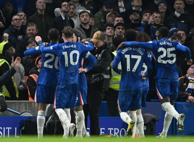 乐鱼电竞-从西汉姆围绕欧篮联主帅复盘到那不勒斯遗憾出局备战德甲，亚特兰大今夜队长鼓劲(欧罗巴杯亚特兰大与勒沃决赛的场地在哪里)